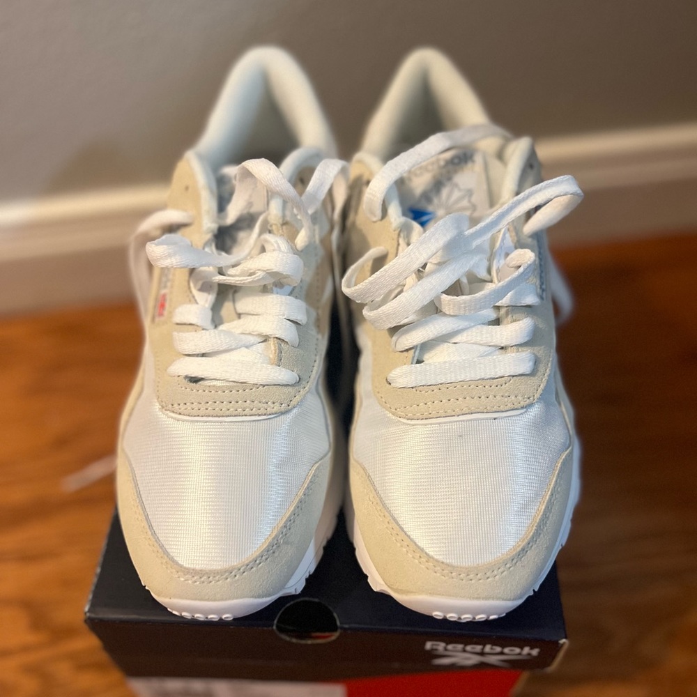 Reebok CL Nylon